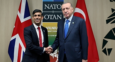 Cumhurbaşkanı Erdoğan, Birleşik Krallık Başbakanı Sunak ile bir araya geldi