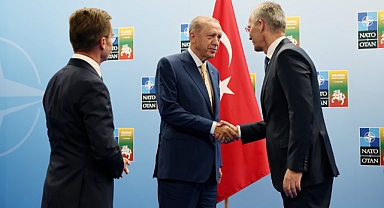 Cumhurbaşkanı Erdoğan, İsveç Başbakanı Krıstersson ve NATO Genel Sekreteri Stoltenberg ile bir araya geldi