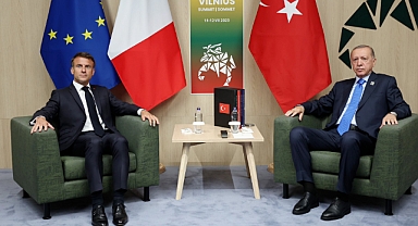 Cumhurbaşkanı Erdoğan, Vılnıus’ta Fransa Cumhurbaşkanı Macron ile görüştü