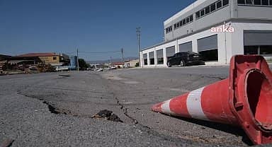 Denizli'de 3. sanayi esnafından bitmeyen çalışmalara tepki: "Altyapının da üstyapının da bitirilmesini istiyoruz"