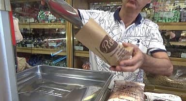 Edirneli kuruyemişçi: "Çekirdek fiyatları yüzde 100 arttı. Alım gücü azalınca millet çekirdeği bile yiyemez oldu"