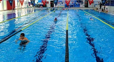 Eskişehir Büyükşehir Belediyesi Kentpark Kapalı Yüzme Havuzu'na kayıtlar 13 Temmuz'da