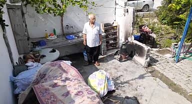 Fırtınada mutfak çatısı uçan Kadirlili vatandaş: "Fakir olmak, çaresiz olmak, kimsesiz olmak suç mu?"