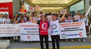 Genel Sağlık-İş Sendikası'na üye sağlık çalışanları, İzmir’de iş bıraktı