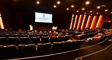 İzmir Büyükşehir Belediyesi'nin sivrisinekle mücadele çalışmaları masaya yatırıldı