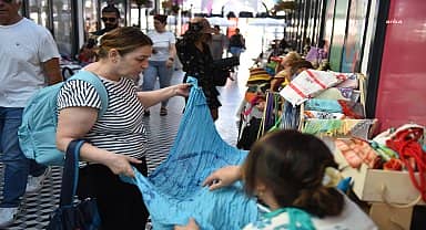 Kadıköy'de Potlaç Kadın Emeği Pazarı açıldı