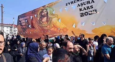 Kars'ta on binler Hz. Hüseyin ve 72 yarenini andı