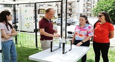 Karşıyaka Belediye Başkanı Tugay: "Karşıyaka'mızı halkımızla el ele yönetiyoruz"