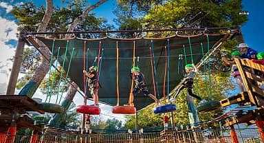 Karşıyaka'da macera parkı yaza hazır