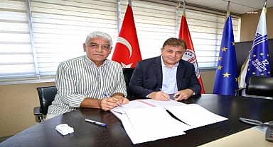 Karşıyaka'da yüzleri güldüren toplu iş sözleşmesi imzalandı 