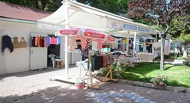 Kırşehir Belediye Başkanı Ekicioğlu, Kadın Emek Pazarı'nı ziyaret etti