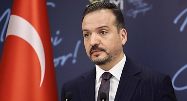 Kürşad Zorlu: “Kur’an yakma eylemlerine katılanların 57 üye ülkeye girişlerinin yasaklanması gibi tedbirler alınmalı”