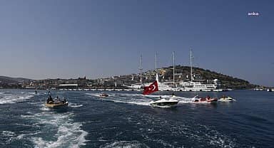 Kuşadası'nda Denizcilik ve Kabotaj Bayramı coşkuyla kutlanıyor