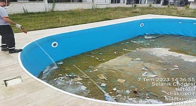 Lüleburgaz Belediyesi ilaçlama çalışmalarını sürdürüyor