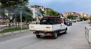 Menderes'te haşere ile mücadele devam ediyor