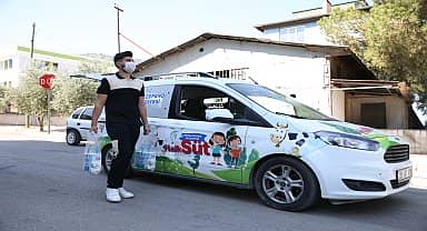 'Merkezefendi Halk Süt' 2019'dan bu yana ücretsiz dağıtılıyor