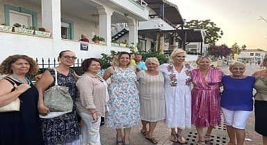 Mordoğan Sanat Sokağı'nın geliri, Karaburunlu diyaliz hastalarına