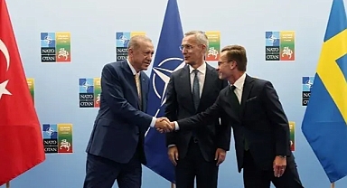NATO Genel Sekreteri Stoltenberg, Türkiye'nin İsveç'in NATO üyeliğine destek vereceğini açıkladı