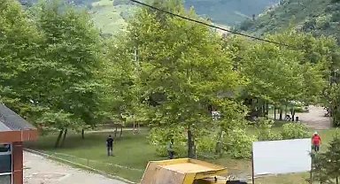 Samsun'da Ayvacık halkı, Orhangazi Parkı'nın yıkılmasına ve ağaçların kesilmesine tepki gösterdİ: Bu ağaçları hep beraber diktik, yazık değil mi?