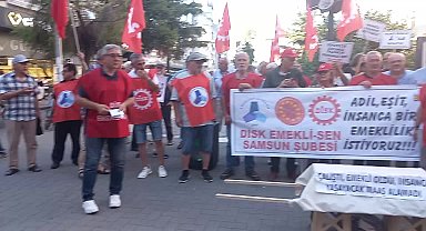Samsun'da emeklilerden 'maaş zammı' protestosu
