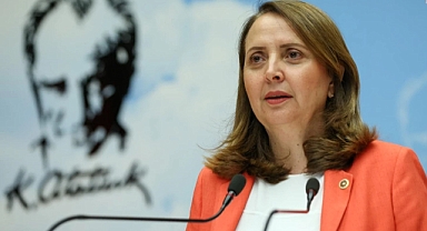 Semra Dinçer: “Bu ülkede anayasa bile 5’li çeteye işlemiyor”