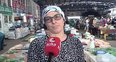 Sinoplu pazarcı Özlü: "Ölmek, emekli olmaktan daha iyi. Emeklilik parası yetmiyor"