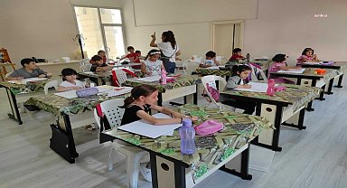 Söke Belediyesi Yaz Okulu'nda eğitim başladı