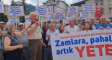 Sol Parti Şavşat İlçe Örgütü: "Bu zamlarla yaşanmaz. Bu sefaleti reddediyoruz"