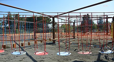 Tarsus Gençlik Kampı çocuk oyun alanı tamamen yenilendi