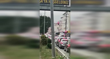 Telefonlar için kayıt ücreti 20 bin liraya çıkınca vatandaş sarp sınır kapısına akın etti