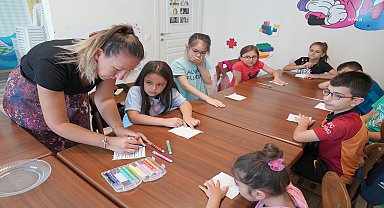 Tepebaşı'nda çocuklar bilimle tanışıyor