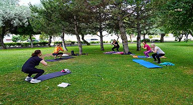 Tepebaşı'nda vatandaşlar sabah sporunda buluşuyor