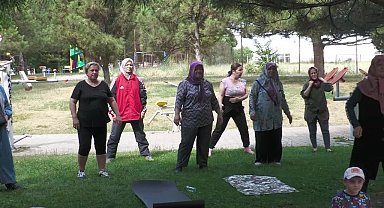 Tepebaşı'nda Yurttaşlar Açık Havada Sporla Buluşuyor