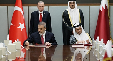 Türkiye ve Katar’dan ortak bildiri: “Ekonomik ve ticari ilişkileri ilerletmeyi içtenlikle arzuluyoruz”