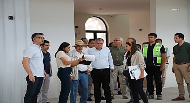 Yılmaz Büyükerşen, asri mezarlık girişinde devam eden cami projesini inceledi