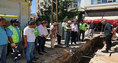 Yılmaz Büyükerşen'den kavşak düzenleme çalışmalarına yakın takip