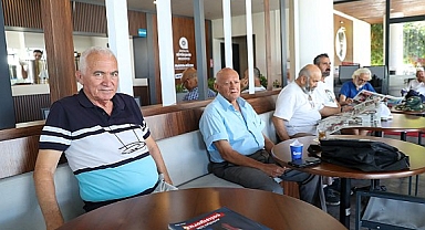 Antalya Büyükşehir Belediyesi'nin Emekli Kahvesi'ne yoğun ilgi