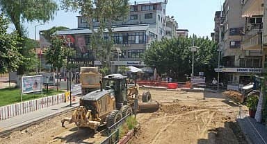 Aydın Büyükşehir Belediyesi, İncirliova Türkan Saylan Caddesi'ni yeniliyor