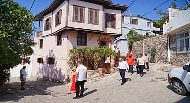 Ayvalık Belediye Başkanı Ergin, vatandaşlarla buluşmaya devam ediyor