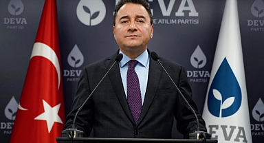 Babacan: “Sayın Erdoğan lütfen açıklayın. Size göre faiz konusunda hangisi doğru?”