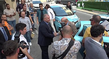 Başkan Soyer, Uluslararası Makedonya Federasyon Dernekleri'nin Buca'daki hizmet binasını açtı: 