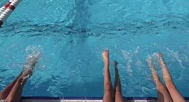 Bayraklı Belediyesi, 50 çocuğu havuzla tanıştırdı 