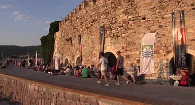 "Beşkapılarda 5 Gece Phokaia Bağımsız Film Günleri" Foça'da yoğun katılımla başladı