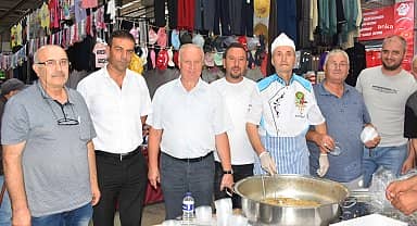 Bozüyük Belediye Başkan Yardımcıları aşure ikramına katıldı 