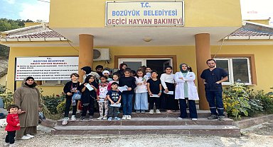 Bozüyük'te Kur'an Kursu öğrencileri hayvan barınağını ziyaret etti