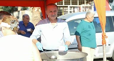 Didim Belediyesi'nden Akbük'te aşure hayrı