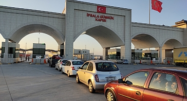 İpsala Sınır Kapısı kontrollü olarak yeniden açıldı