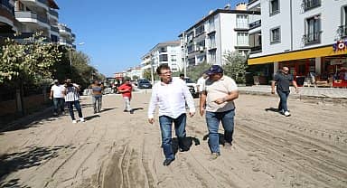 Edremit Belediye Başkanı Arslan, Altınkum Mahallesi'nde çalışmaları denetledi