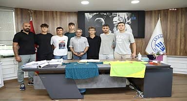 Edremit Belediyespor altyapısından 6 genç yetenek a takımda 