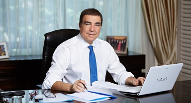 Erdoğan Toprak: “Hem zeytinyağı ihracatı yasaklanıyor hem de zeytinlikler kesiliyor”